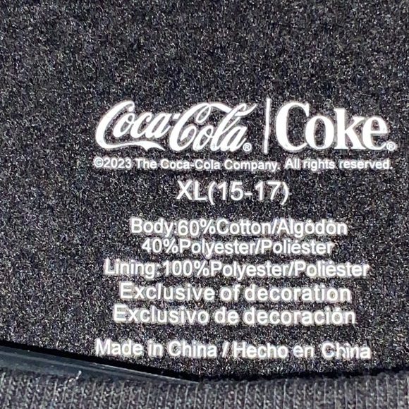 Coca Cola Black Sweatshirt  with Polar Bear and Snowflakes Junior women size XL - Picture 3 of 8